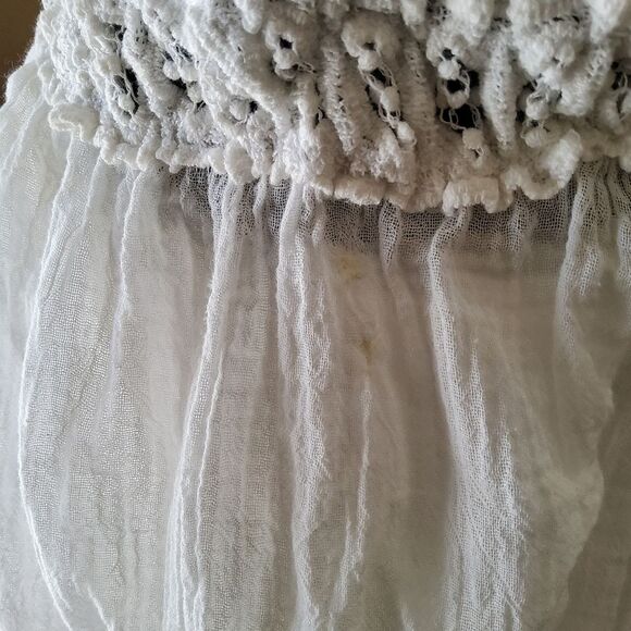 Bailey 44 Bareback Off Shoulder Embroidered Crochet Gauze Top Size M White - Picture 9 of 10